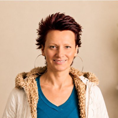 Aniko Kulanda RN portrait